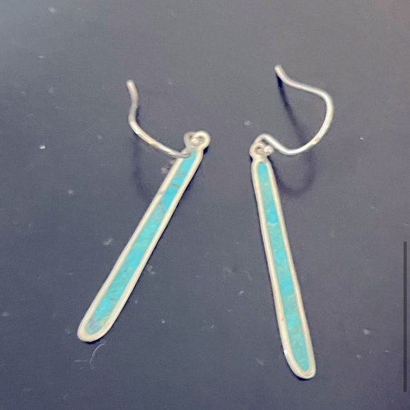 Silpada Vintage RARE Sterling
Silver & Turquoise Earrings - Picture 6 of 8